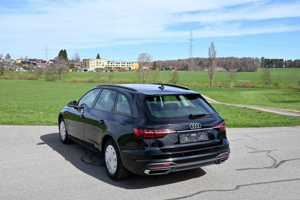 AUDI A4 Avant 2.0 TDI 35 S-tronic - 4