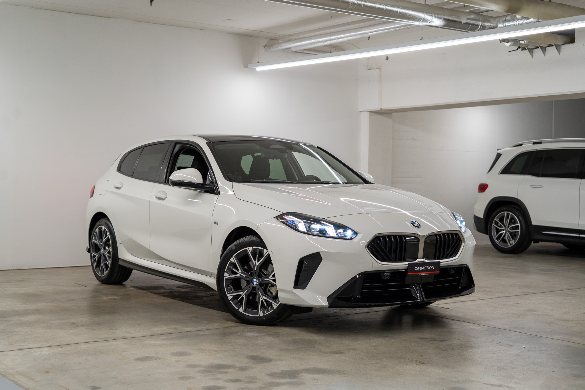 118d M Sport *Neues Modell* Rückfahrkamera / Driving Assistant / Ambientebeleuchtung
