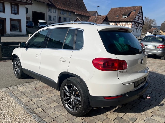 VW Tiguan 2.0 TSI Sport & Style DSG - 4