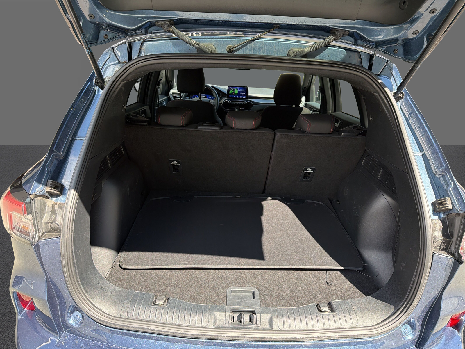 FORD Kuga 2.5 FHEV ST-Line 4W - 20