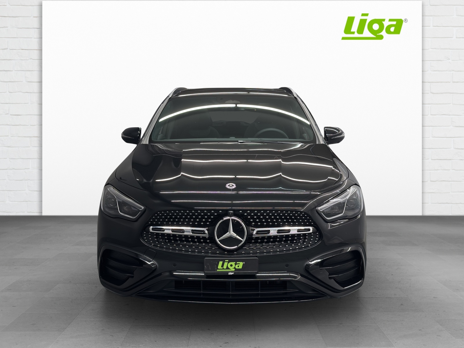 MERCEDES-BENZ GLA 200 AMG Line Night Star - 3