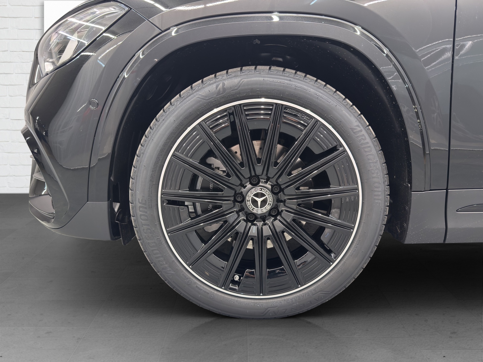 MERCEDES-BENZ GLA 200 AMG Line Night Star - 6