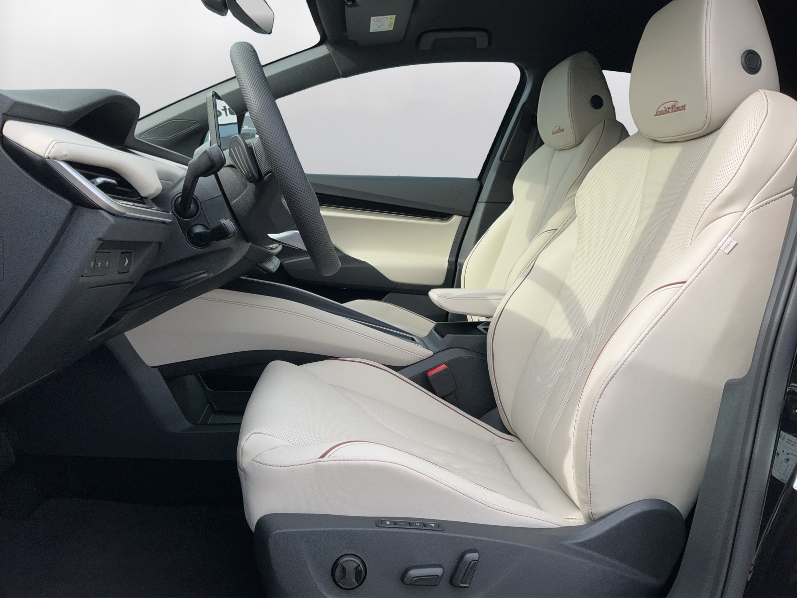 SKODA Elroq 85 4x4 - 10