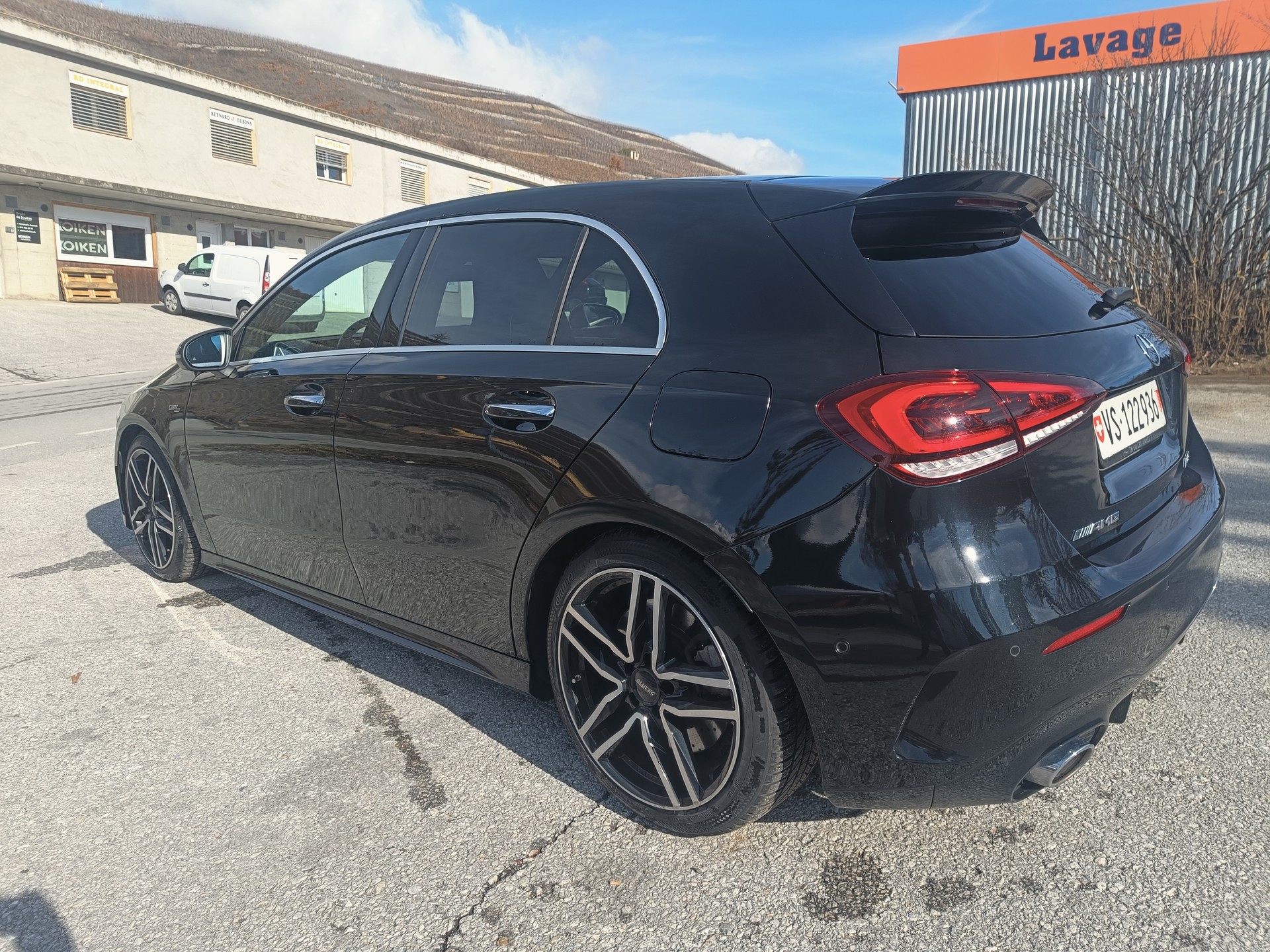 MERCEDES-BENZ A 35 AMG 4Matic Speedshift - 5