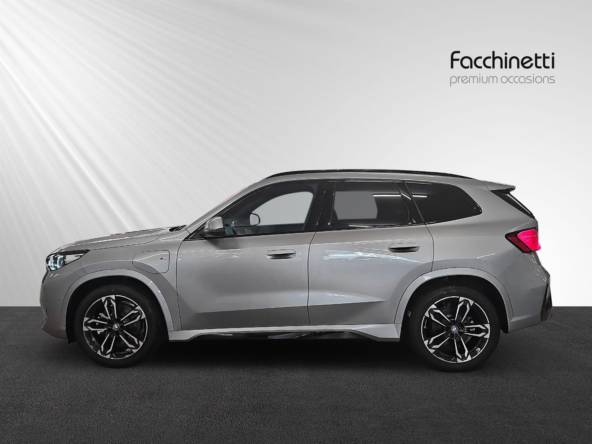 BMW X1 xDrive 30e M Sport - 2