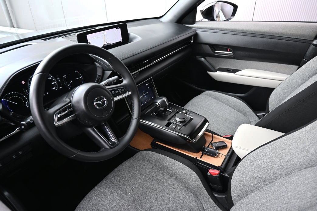 MAZDA MX-30 e-Skyactiv Ambition - 10