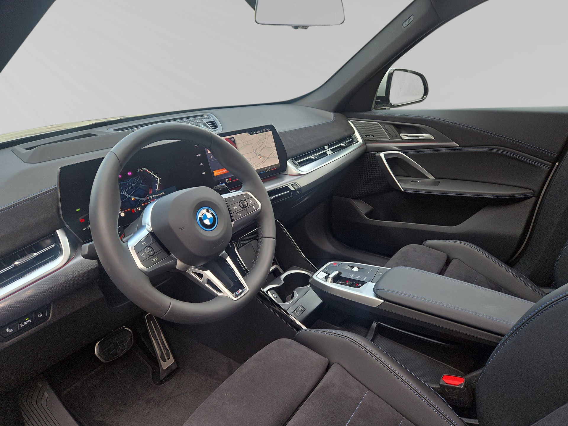 BMW X1 xDrive 30e M Sport Pro - 4