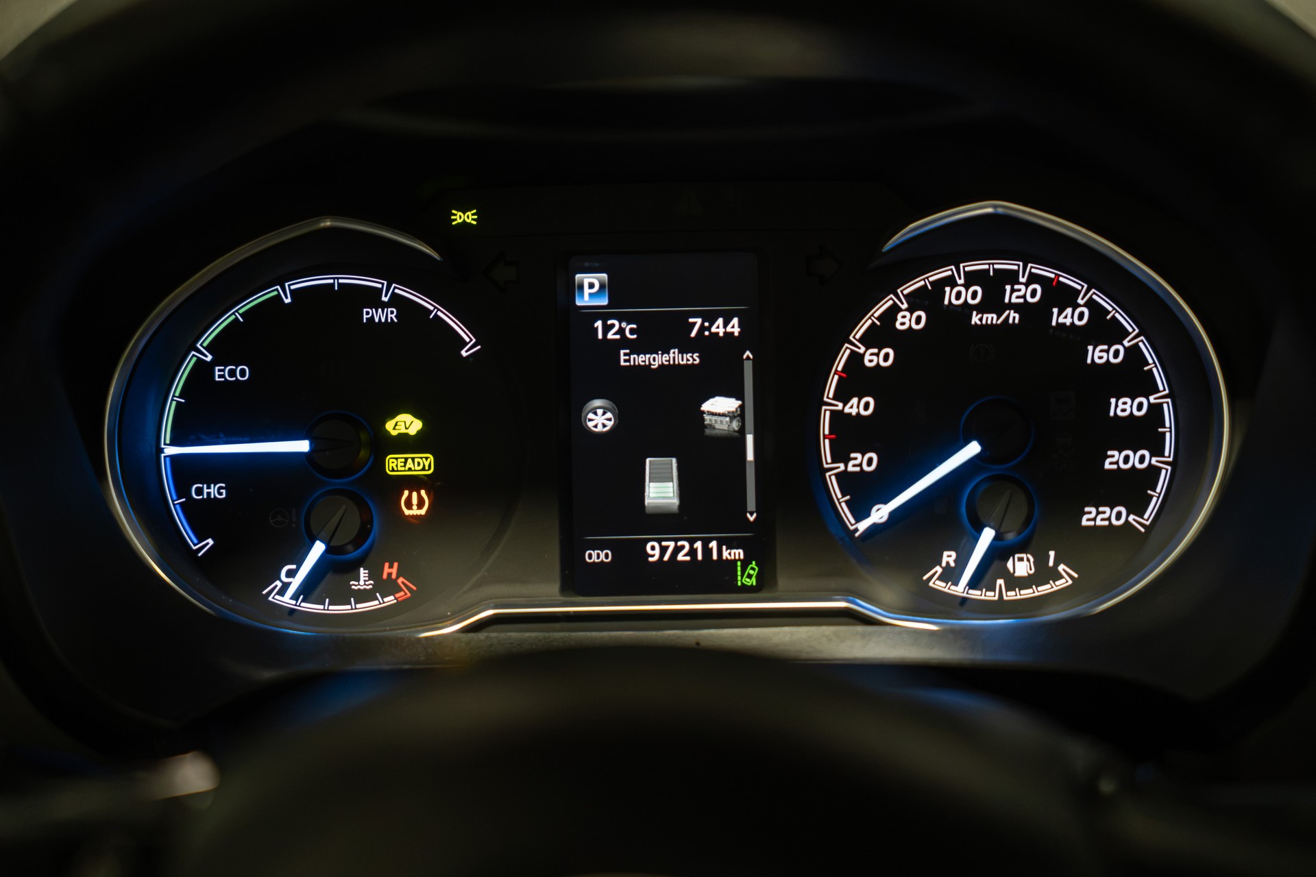 TOYOTA Yaris 1.5 VVT-i Hybrid Trend e-CVT - 11