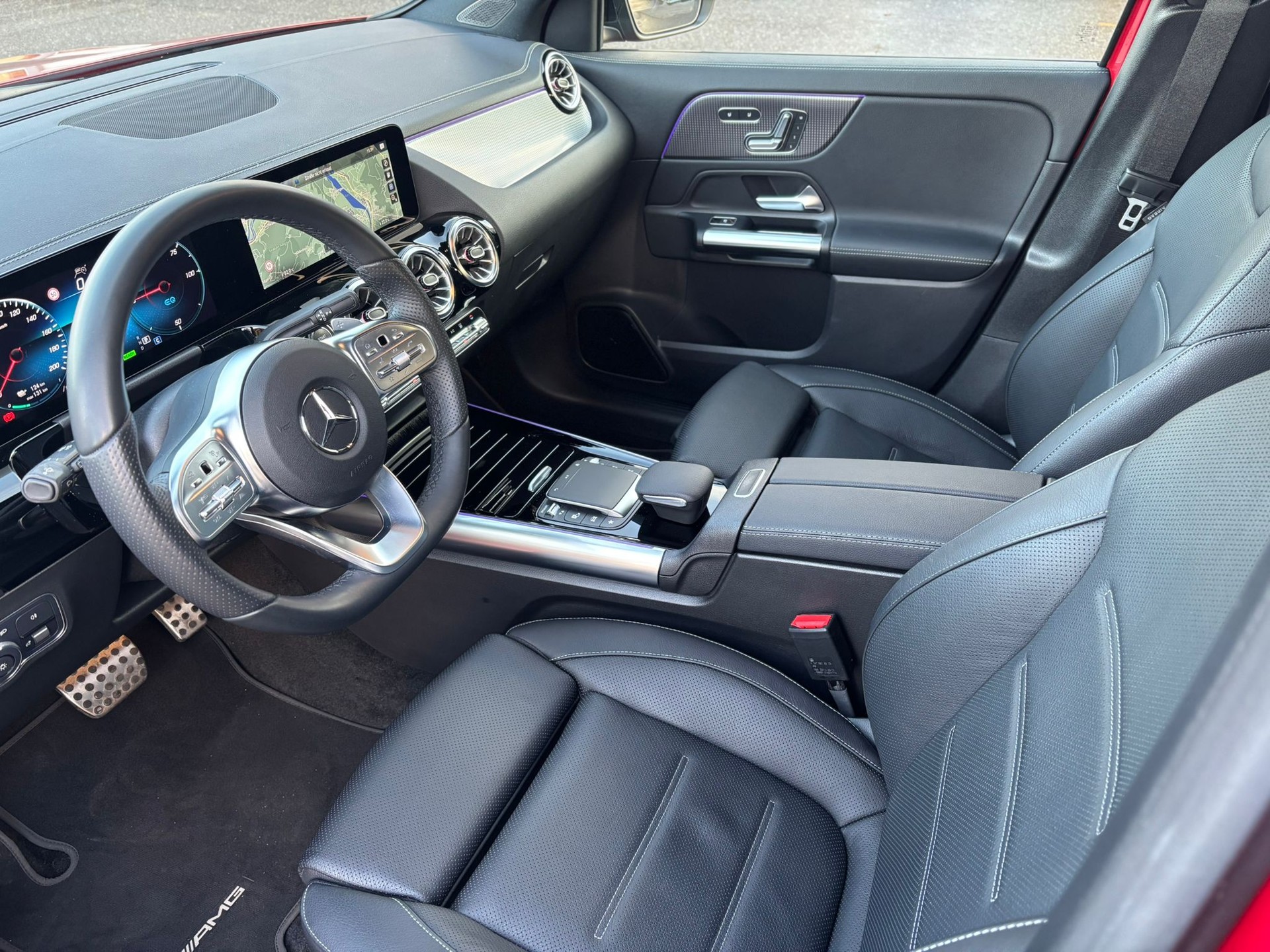MERCEDES-BENZ EQA 350 AMG-Line 4Matic - 6