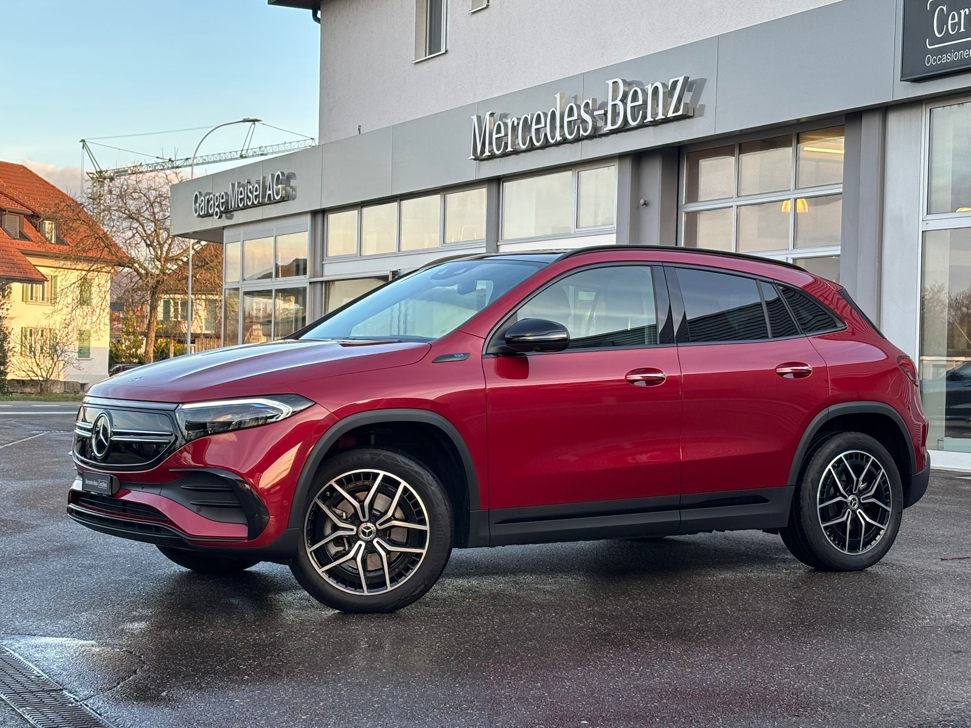 MERCEDES-BENZ EQA 350 AMG-Line 4Matic