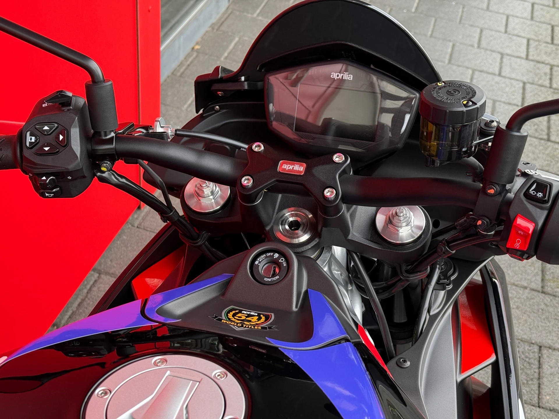 APRILIA Tuono 660 Factory "GP REPLICA" 100PS - 9