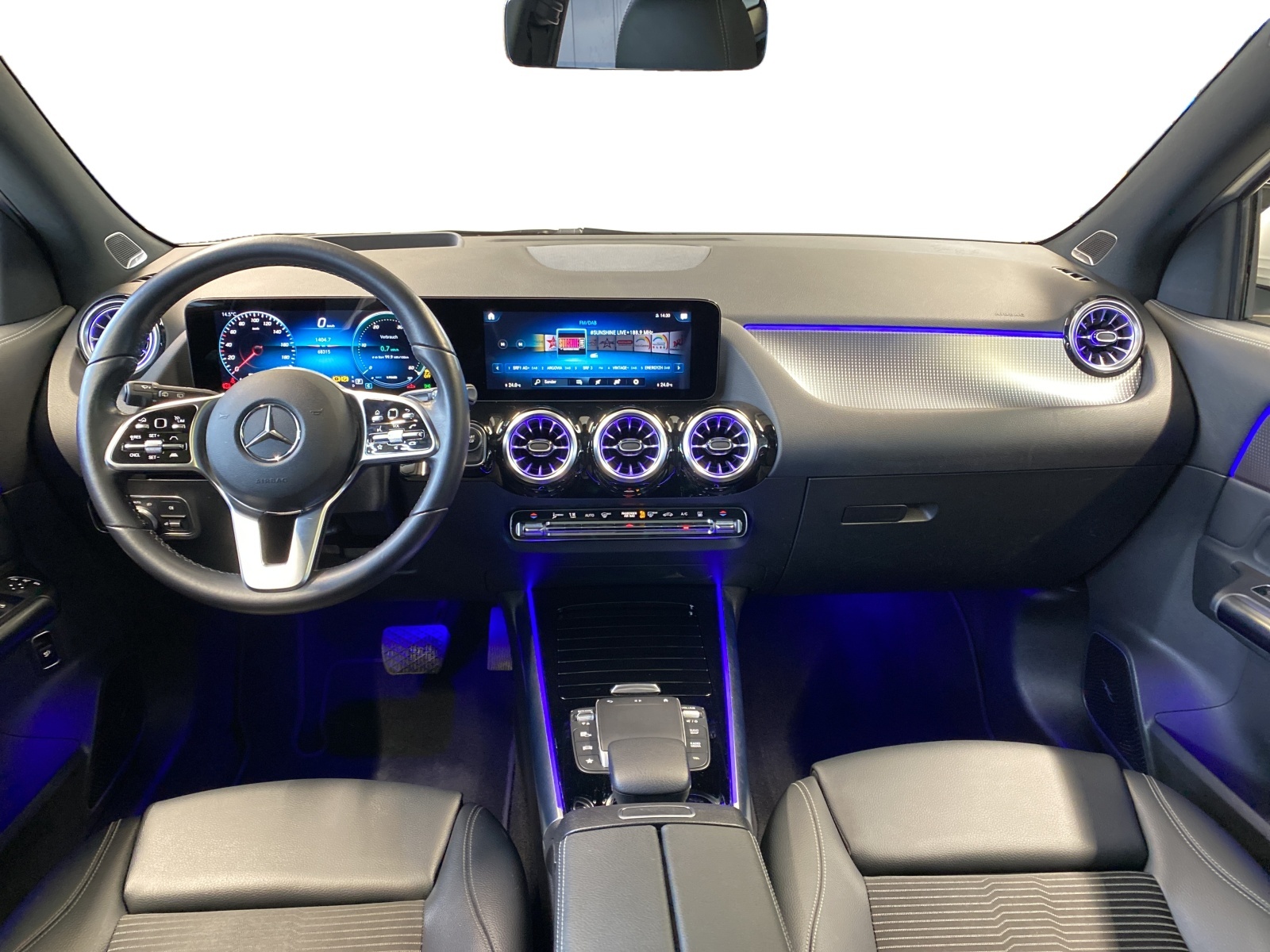 MERCEDES-BENZ EQA 350 - 10