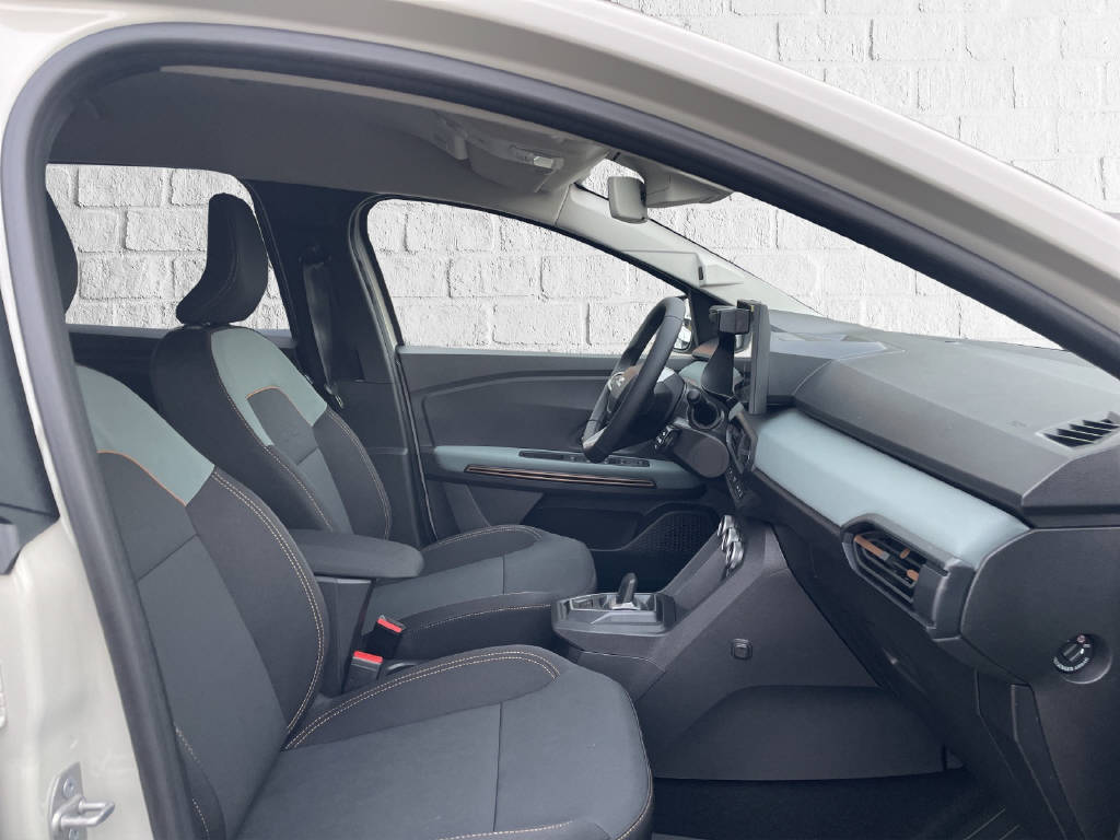DACIA Jogger 1.8 Hybrid Extreme 7P - 11