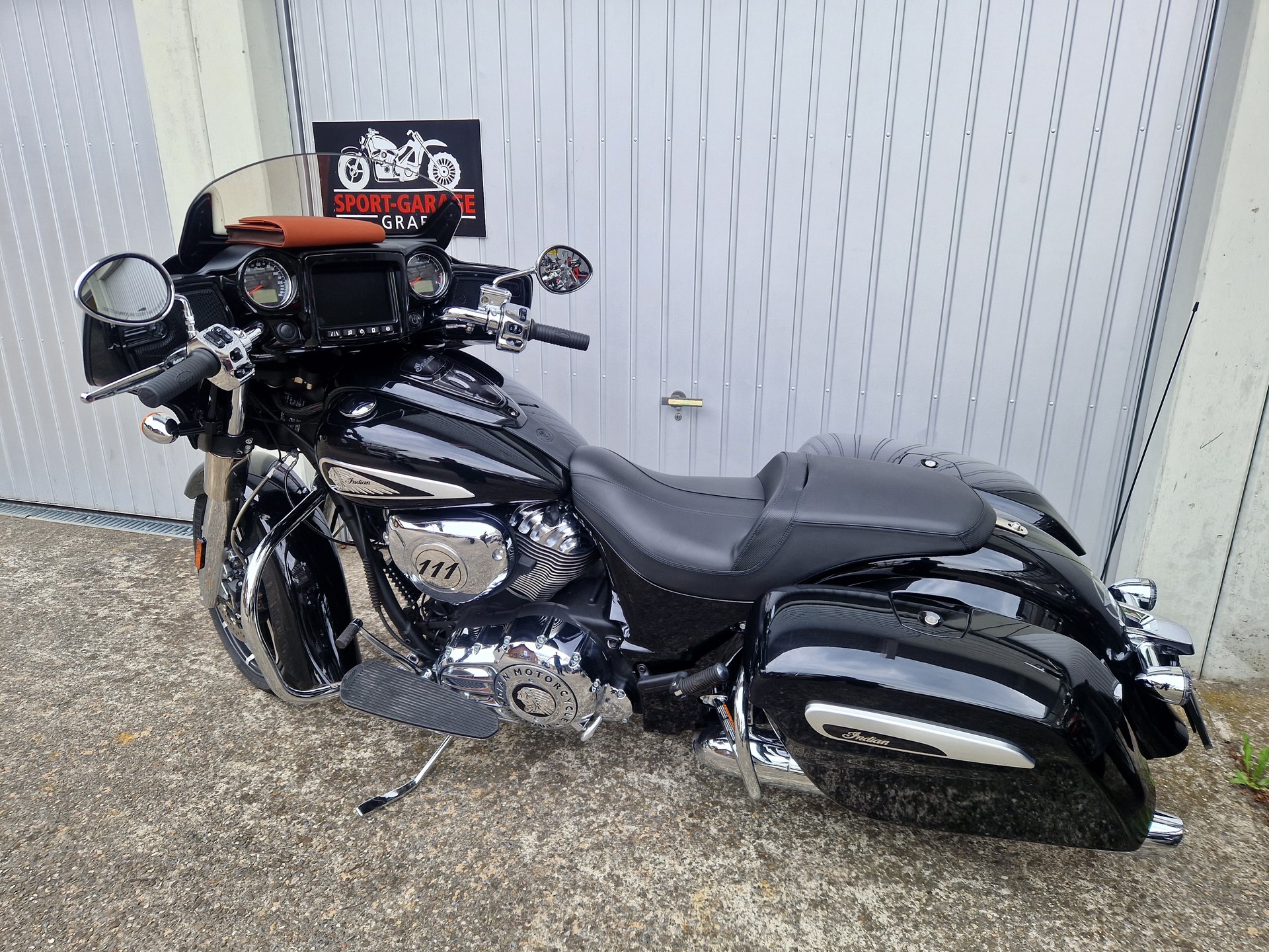 INDIAN Chieftain Limited - 3