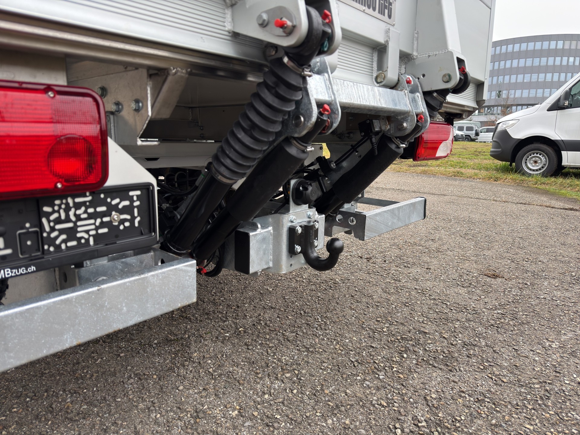 MERCEDES-BENZ Sprinter 319 CDI SELECT CH 4325mm L - 16