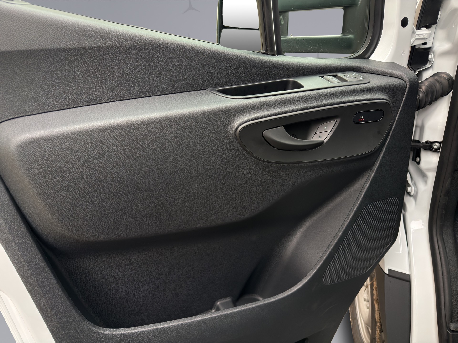 MERCEDES-BENZ Sprinter 319 CDI SELECT CH 4325mm L - 9