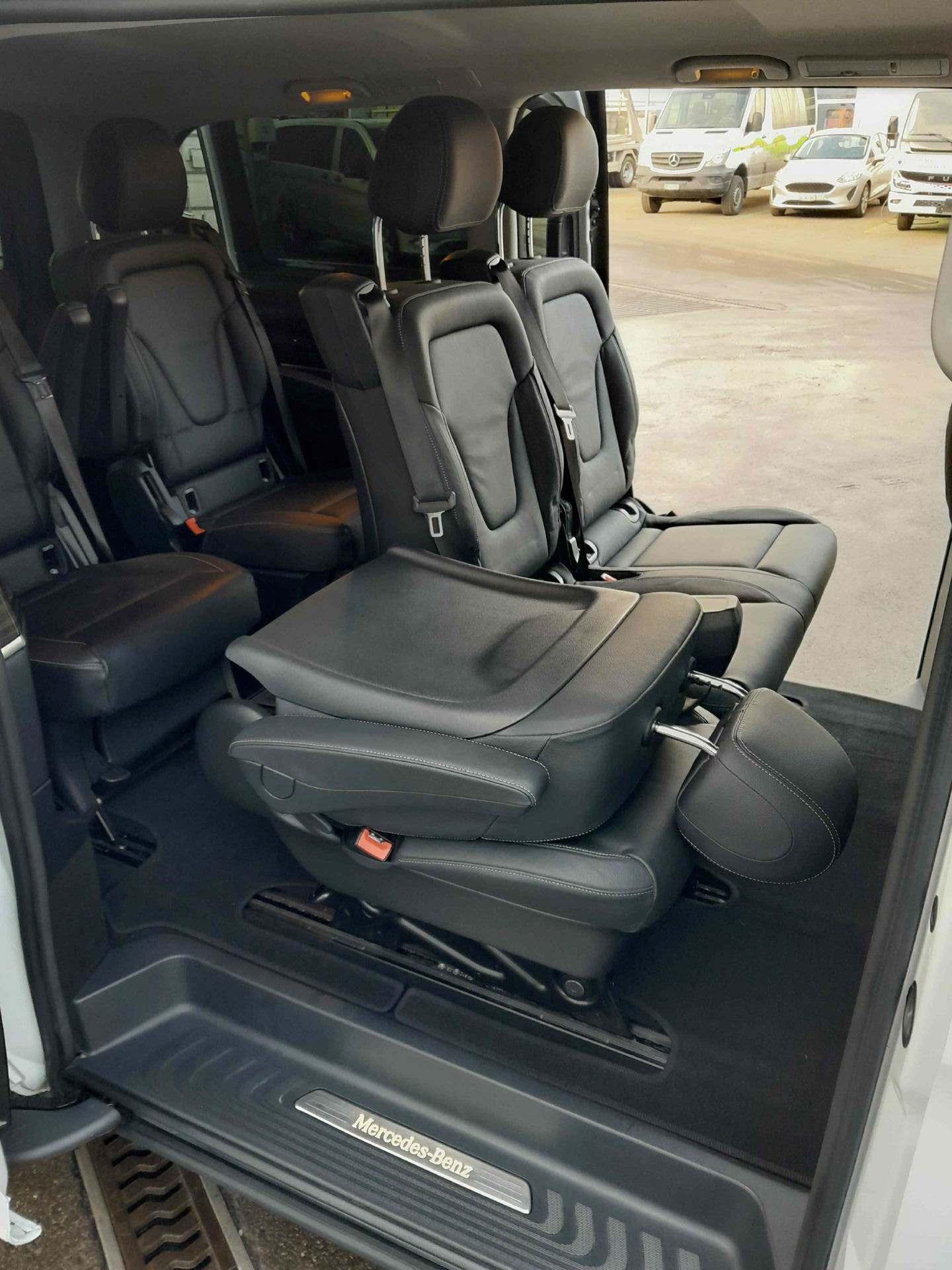 MERCEDES-BENZ V 300d Avantgarde L 4x4 - 14