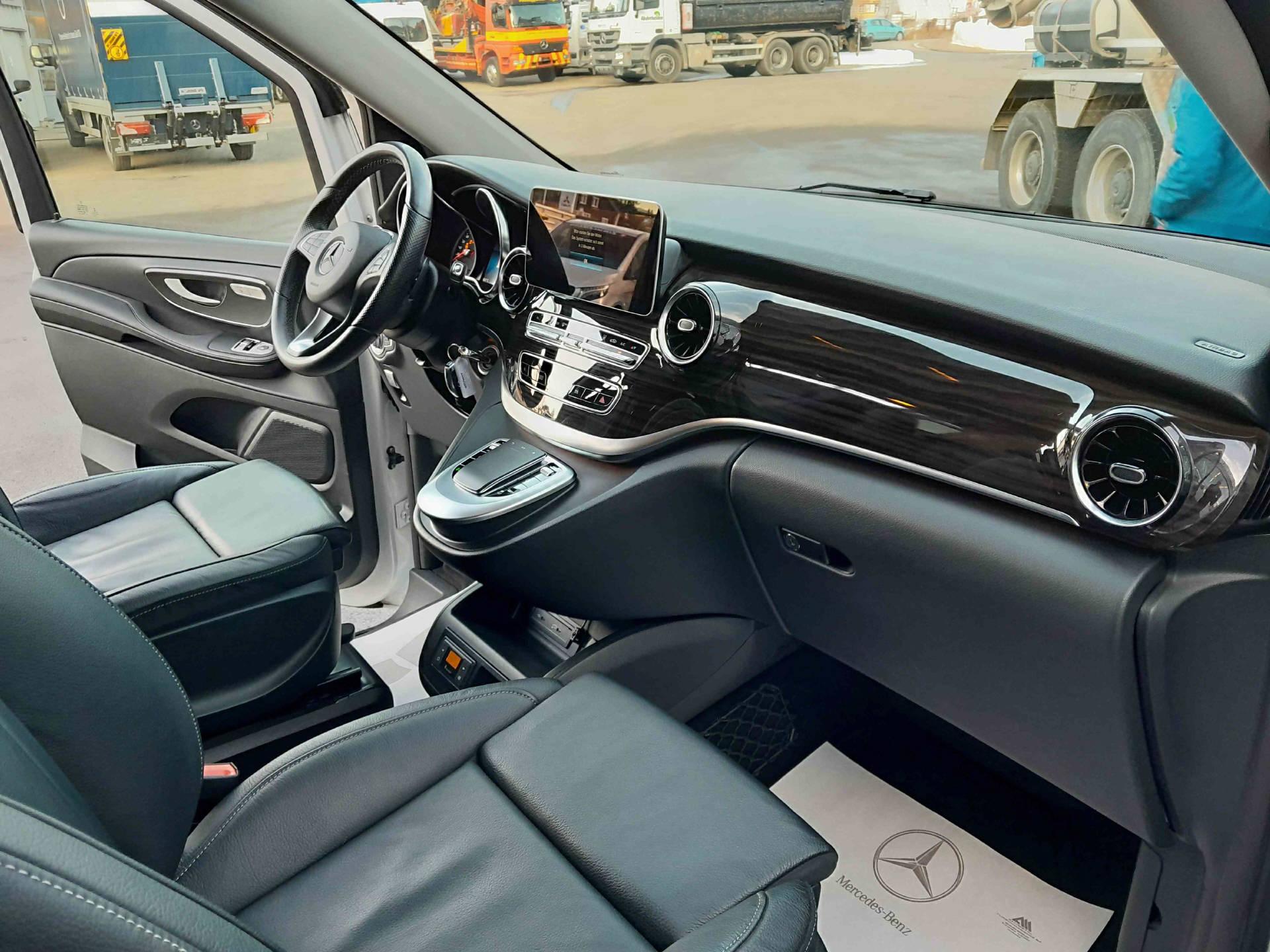 MERCEDES-BENZ V 300d Avantgarde L 4x4 - 11