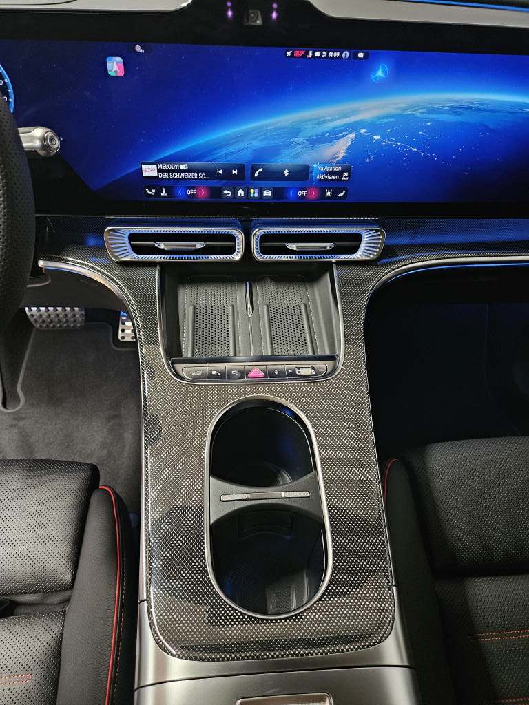 MERCEDES-BENZ GLC 400 4Matic with EQ Technology - 11