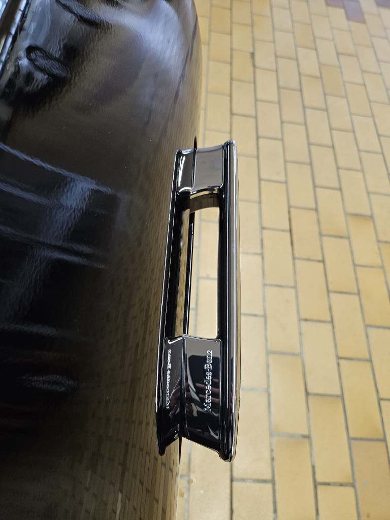 MERCEDES-BENZ GLC 400 4Matic with EQ Technology - 19