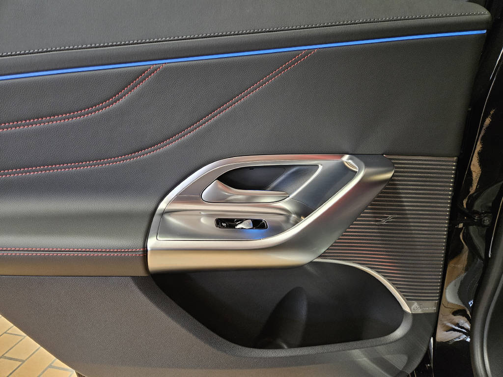 MERCEDES-BENZ GLC 400 4Matic with EQ Technology - 17