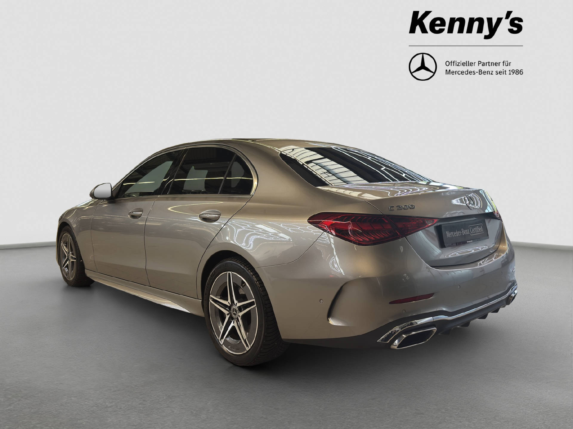 MERCEDES-BENZ C 300 AMG Line 4MATIC - 4