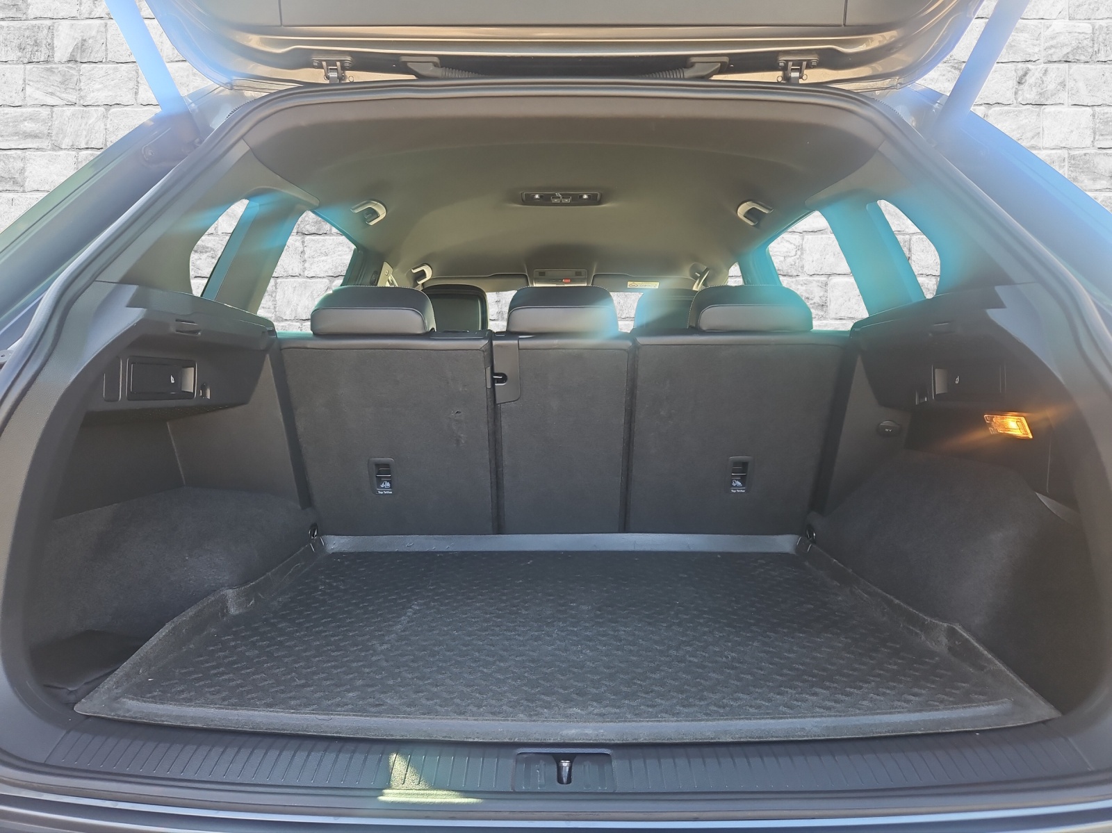 VW Tiguan 2.0 TDI SCR Highline DSG - 9