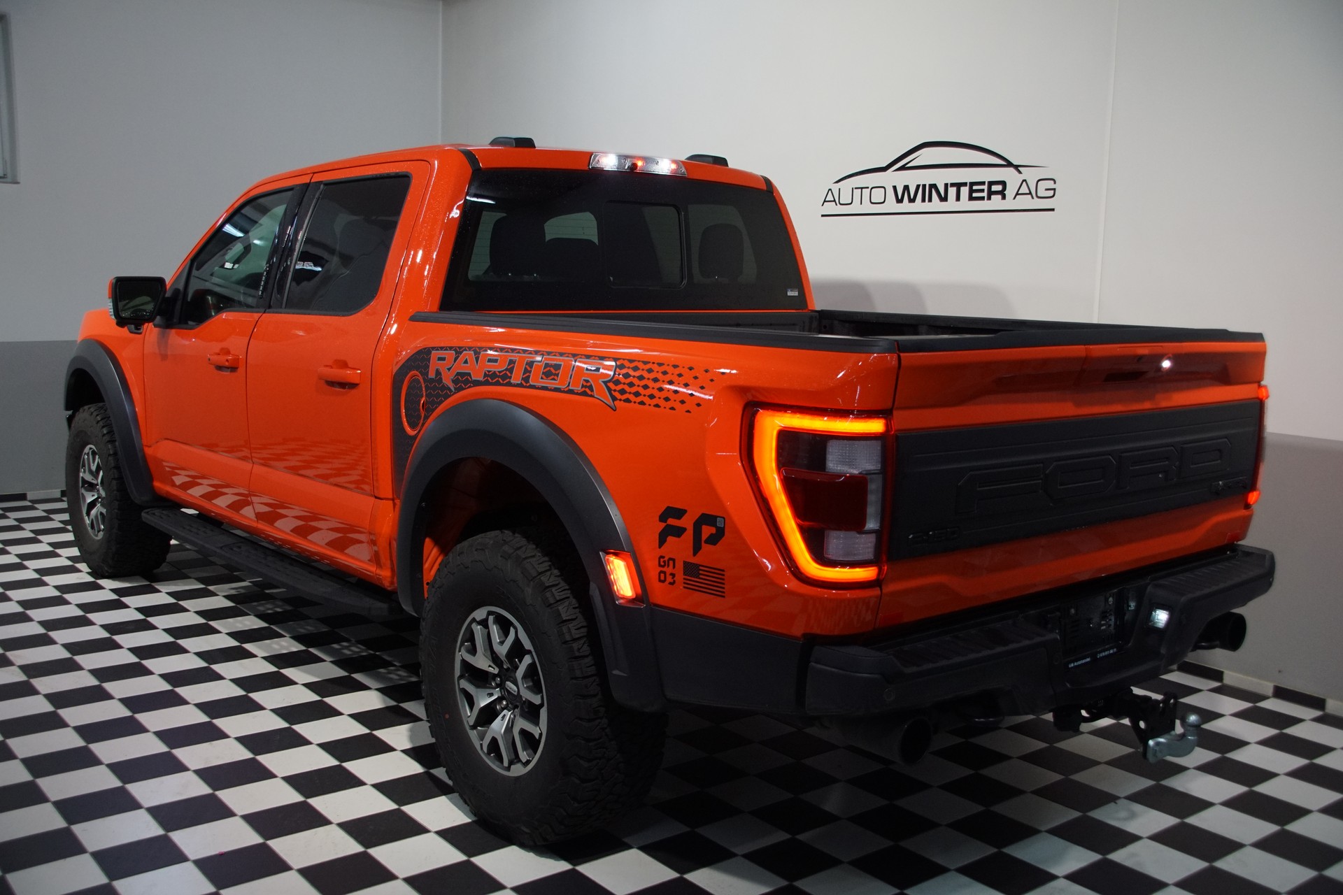 FORD F-Pickup Raptor Super Crew - 6
