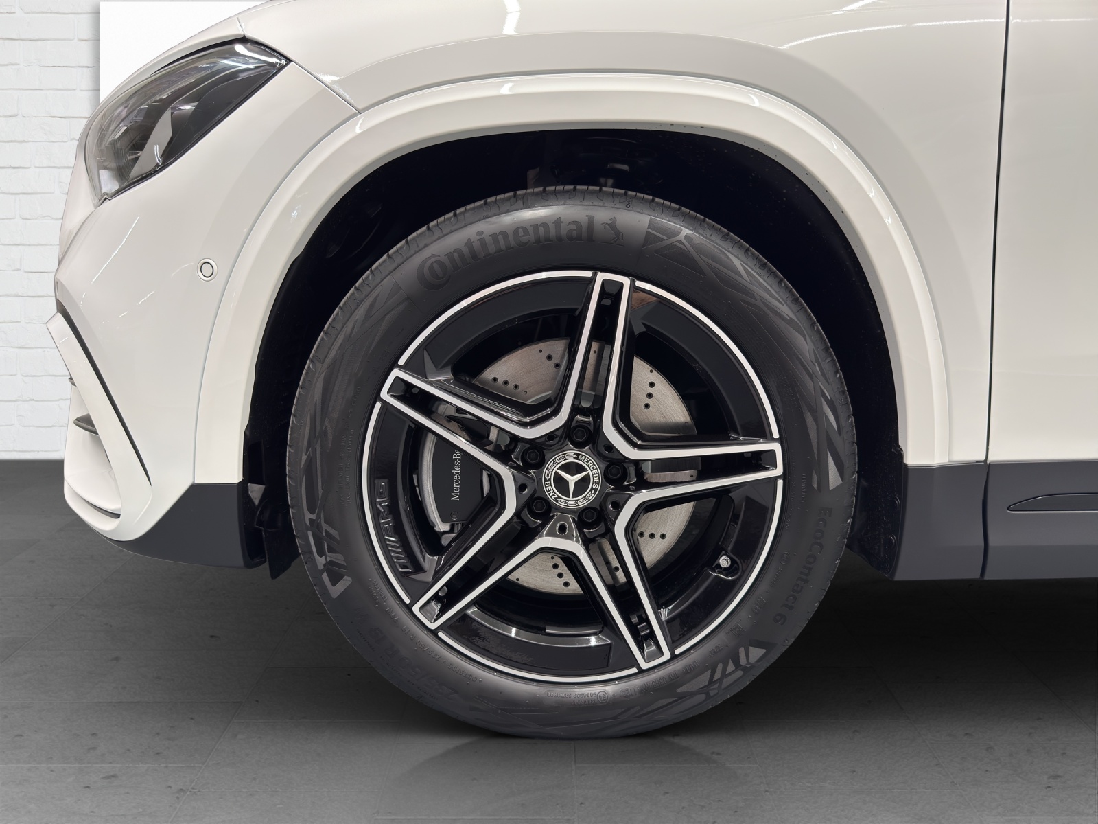 MERCEDES-BENZ GLA 250 Swiss Star - 6