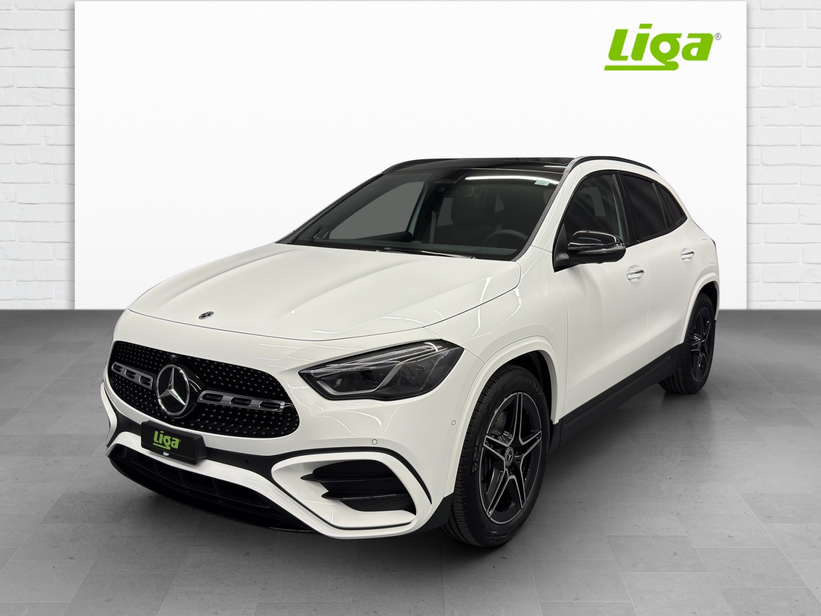 MERCEDES-BENZ GLA 250 Swiss Star - 2