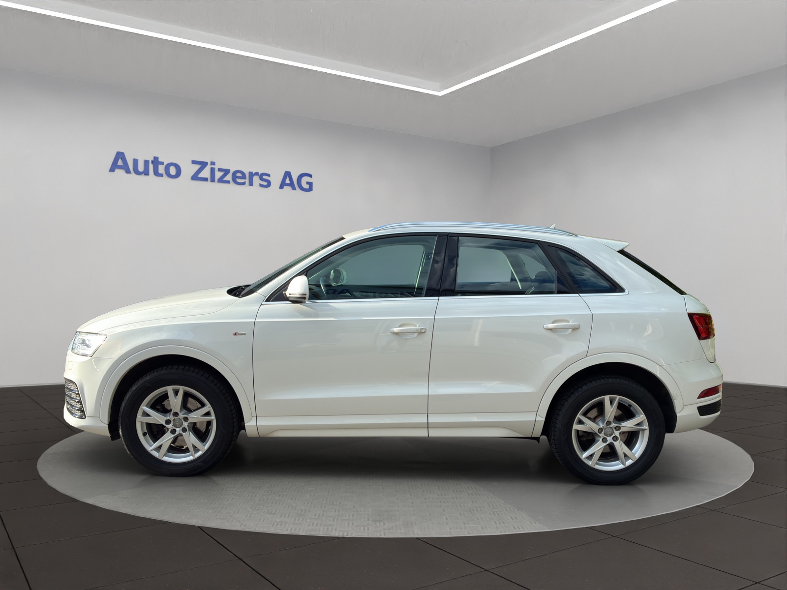 AUDI Q3 2.0 TDI sport quattro - 3