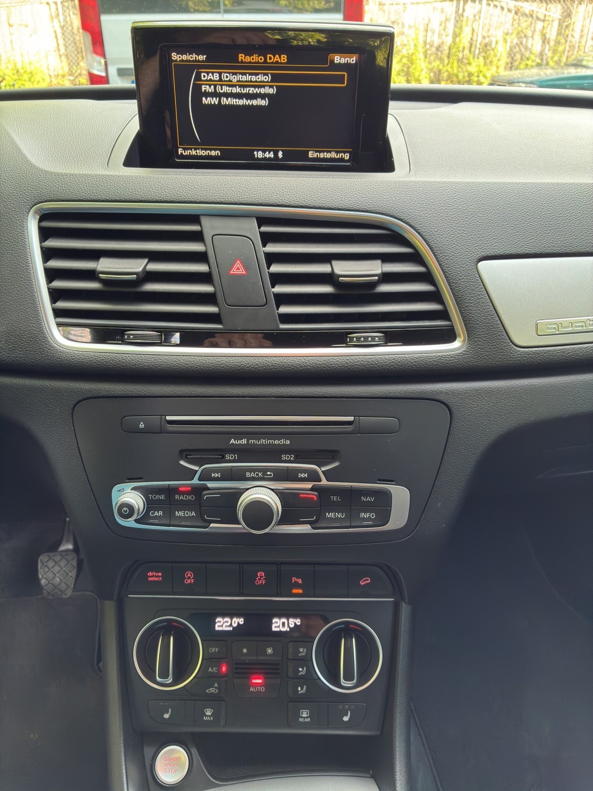 AUDI Q3 2.0 TDI sport quattro - 15