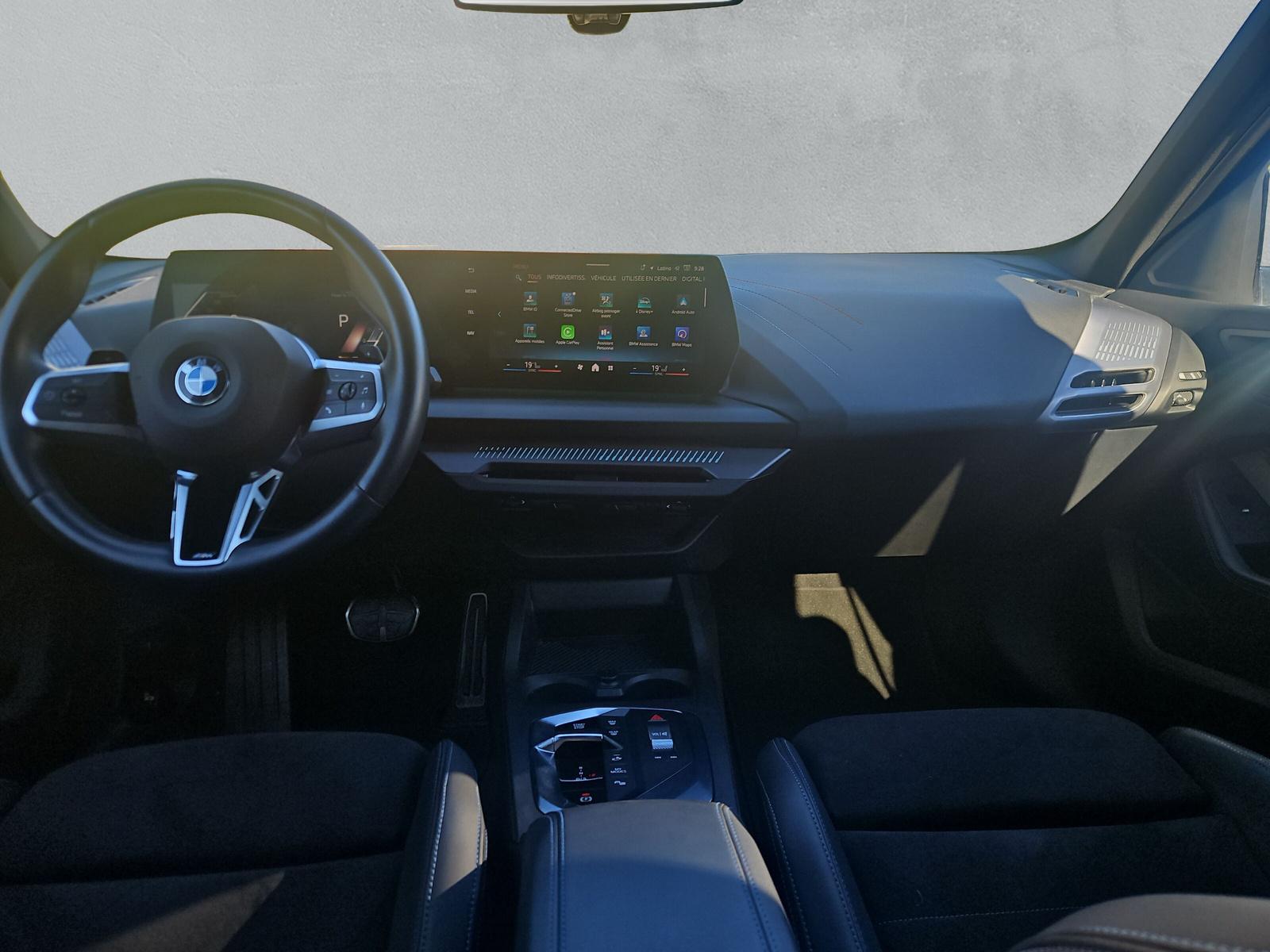 BMW 120i M Sport F70 (CH) AHK ** Action Leasing à 2.88% Jusqu'au 30.09.2026 ** - 17