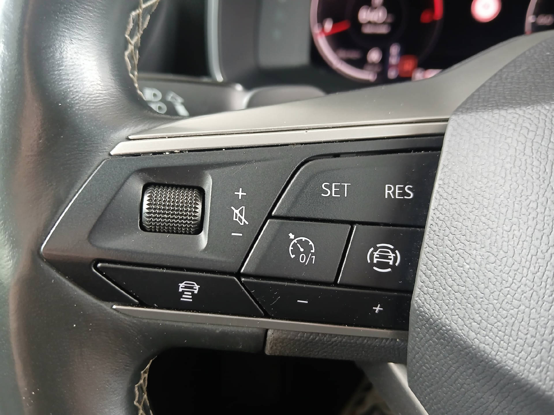 SEAT Leon ST 2.0 TDI Style 4Drive DSG-7