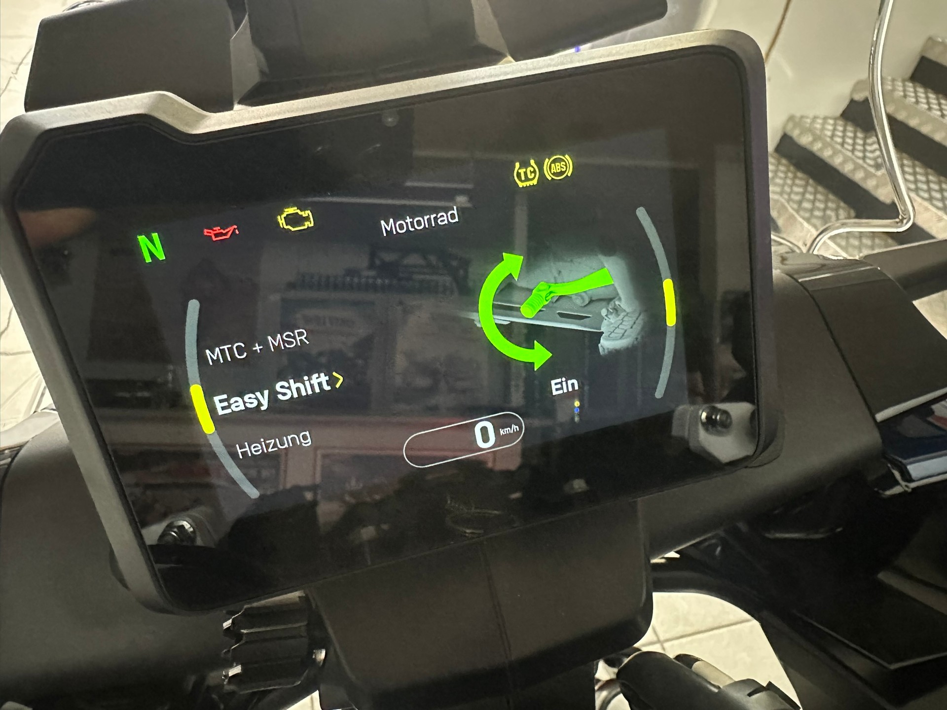 HUSQVARNA Norden 901 Expedition - 13