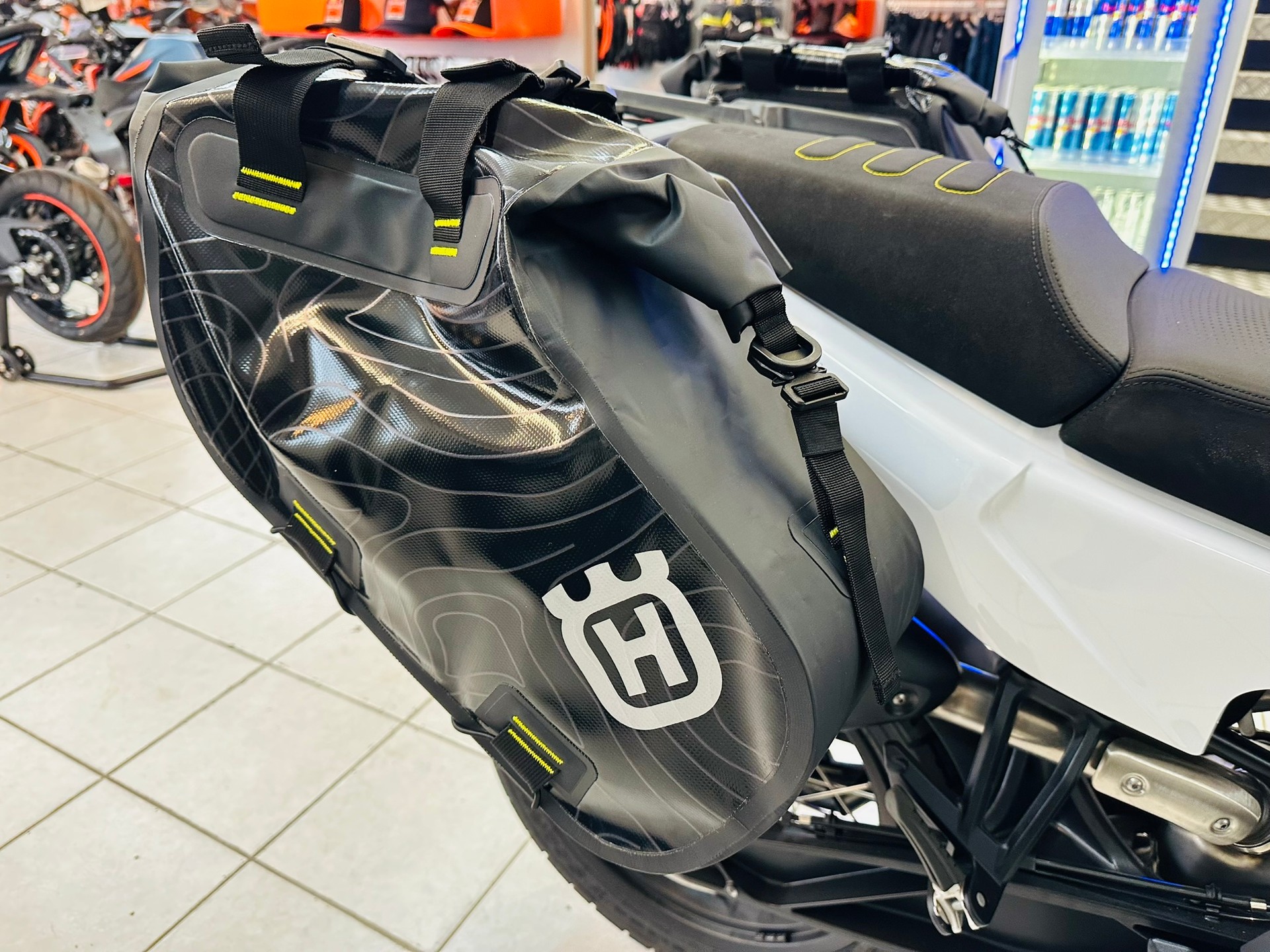 HUSQVARNA Norden 901 Expedition - 4