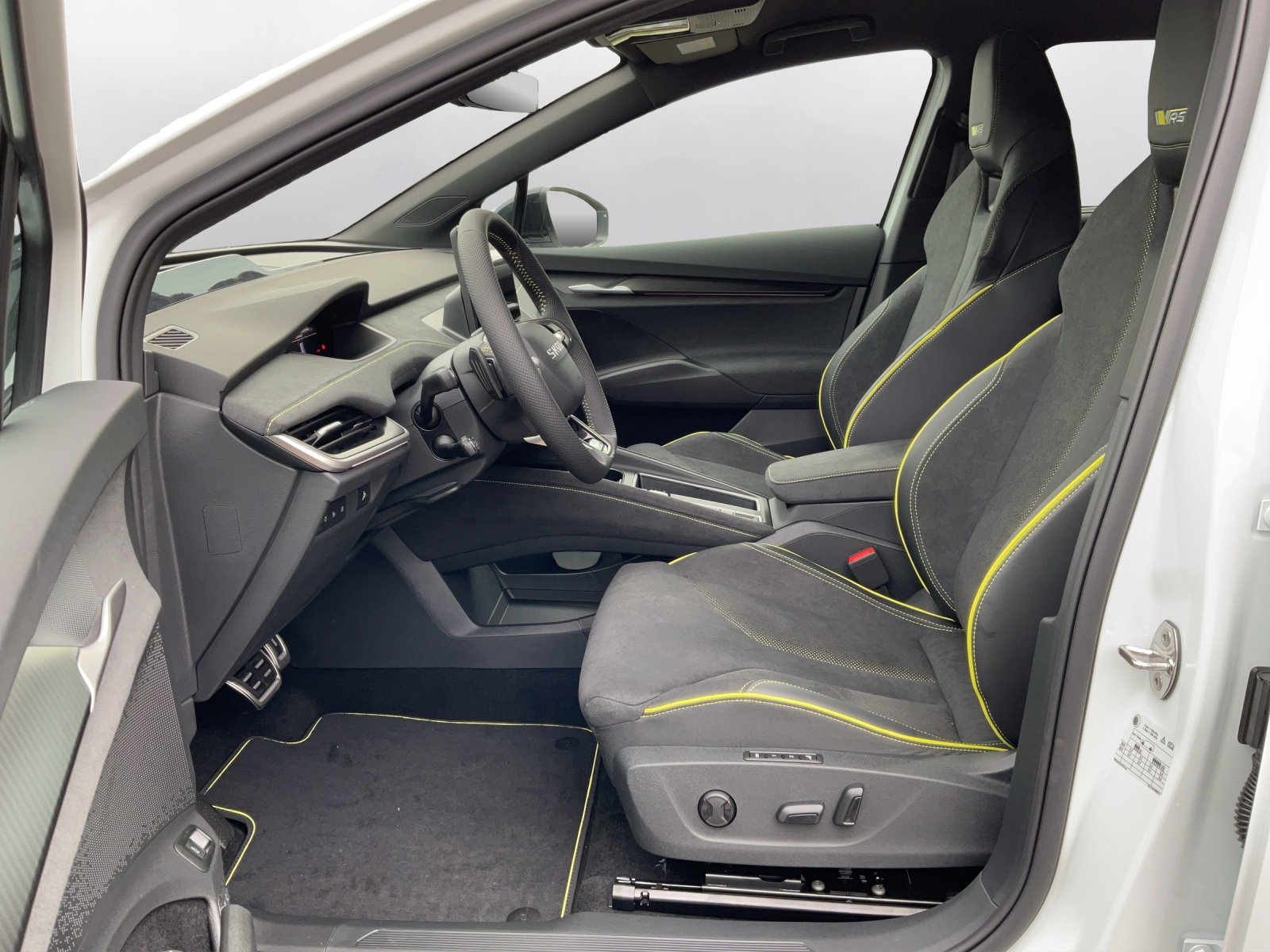 SKODA Elroq 85 RS 4x4 - 10