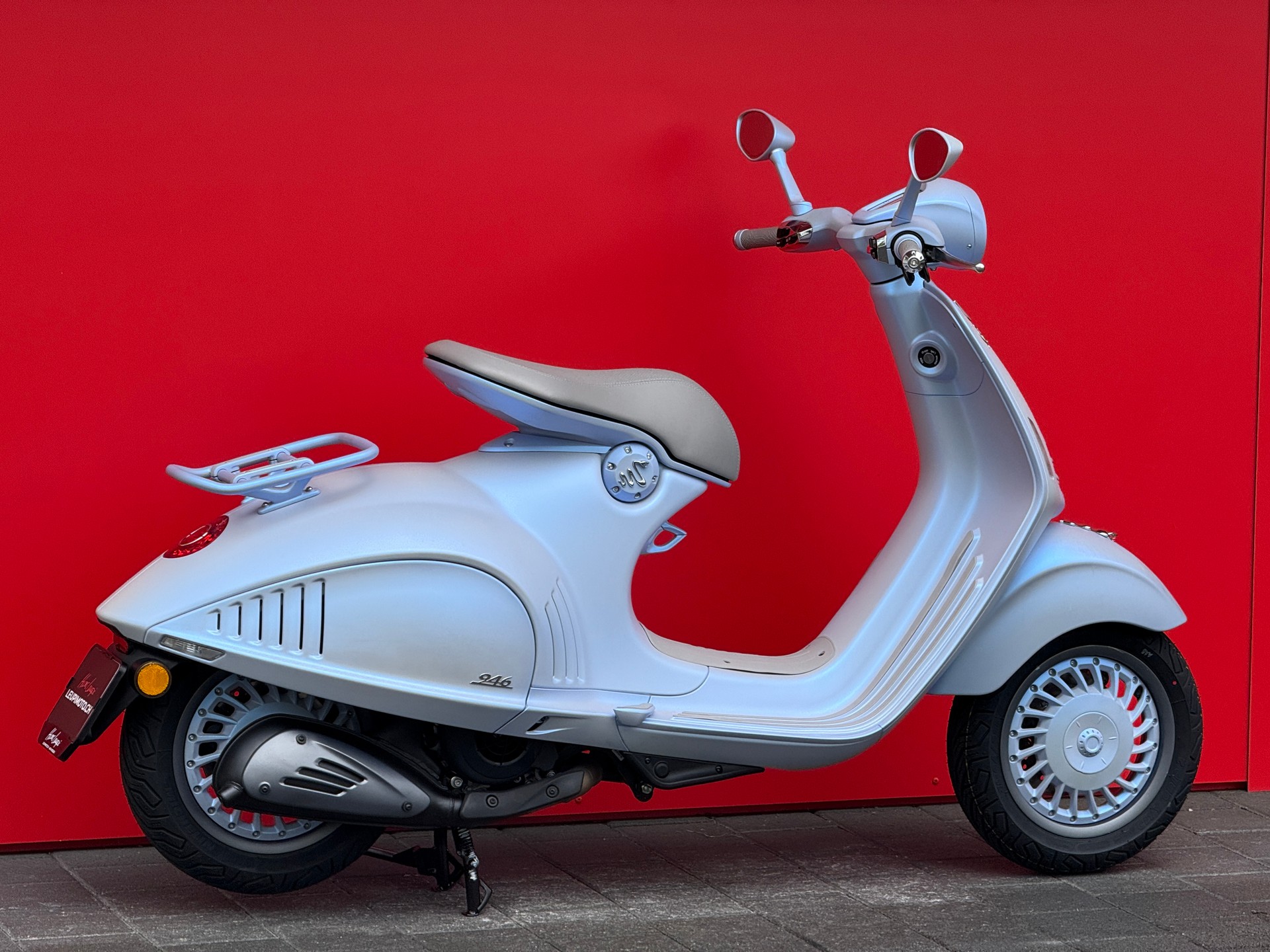 PIAGGIO Vespa 946 Snake - 12