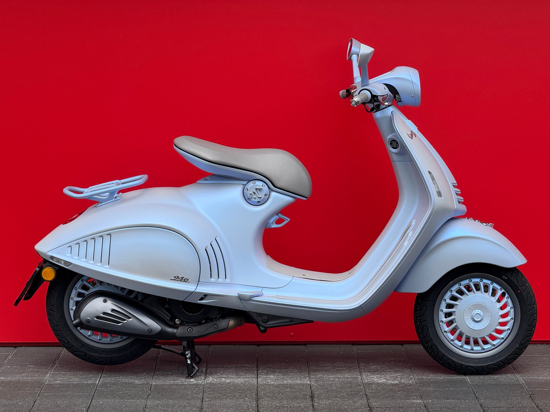 PIAGGIO Vespa 946 Snake - 16