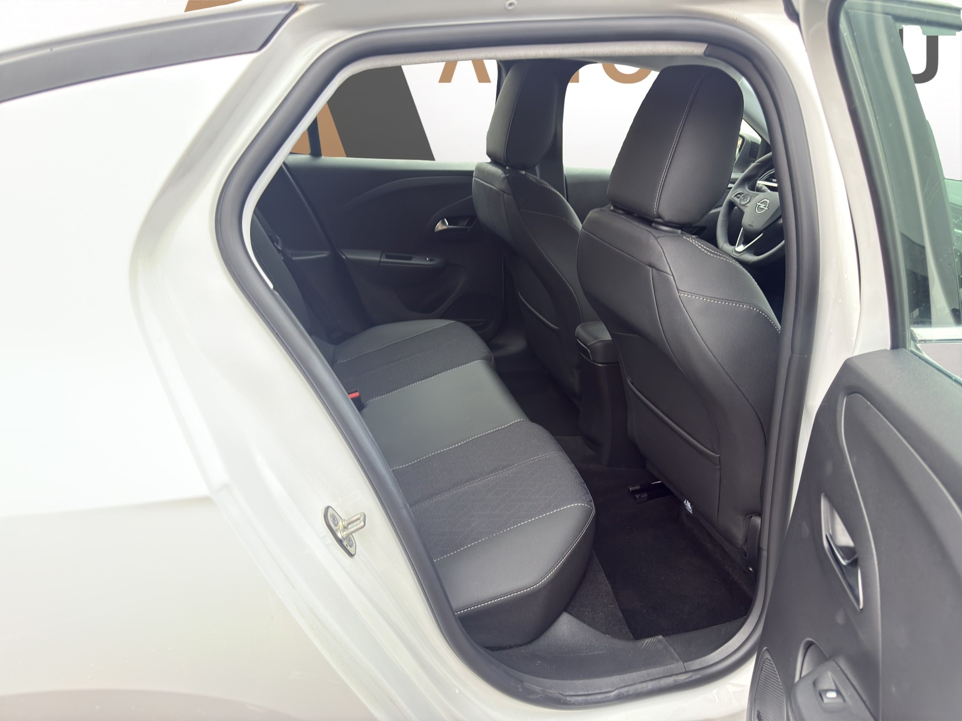 OPEL Corsa e-Elegance 50Kwh - 12