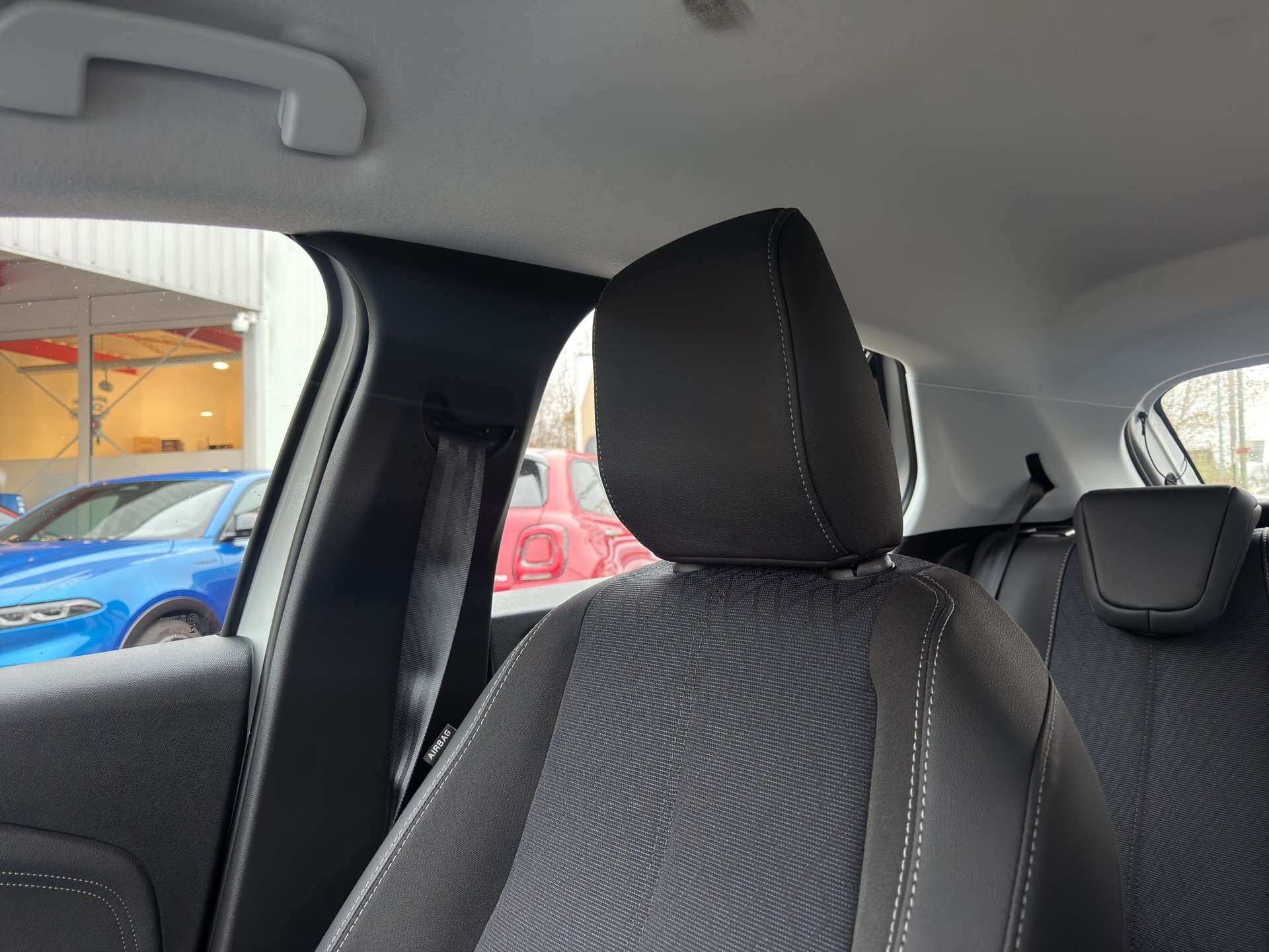 OPEL Corsa e-Elegance 50Kwh - 26