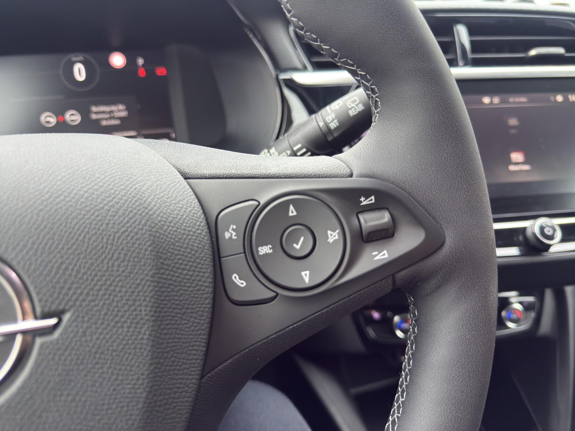 OPEL Corsa e-Elegance 50Kwh - 23