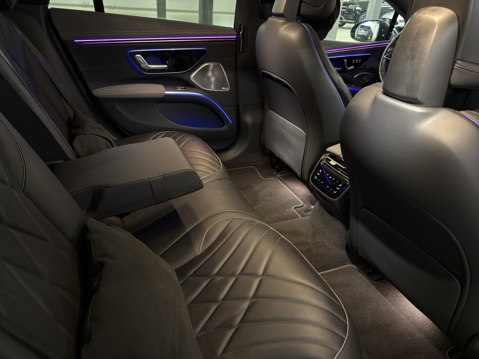 MERCEDES-BENZ EQS 580 4Matic Edition 1 Premium-Plus-Paket - 15