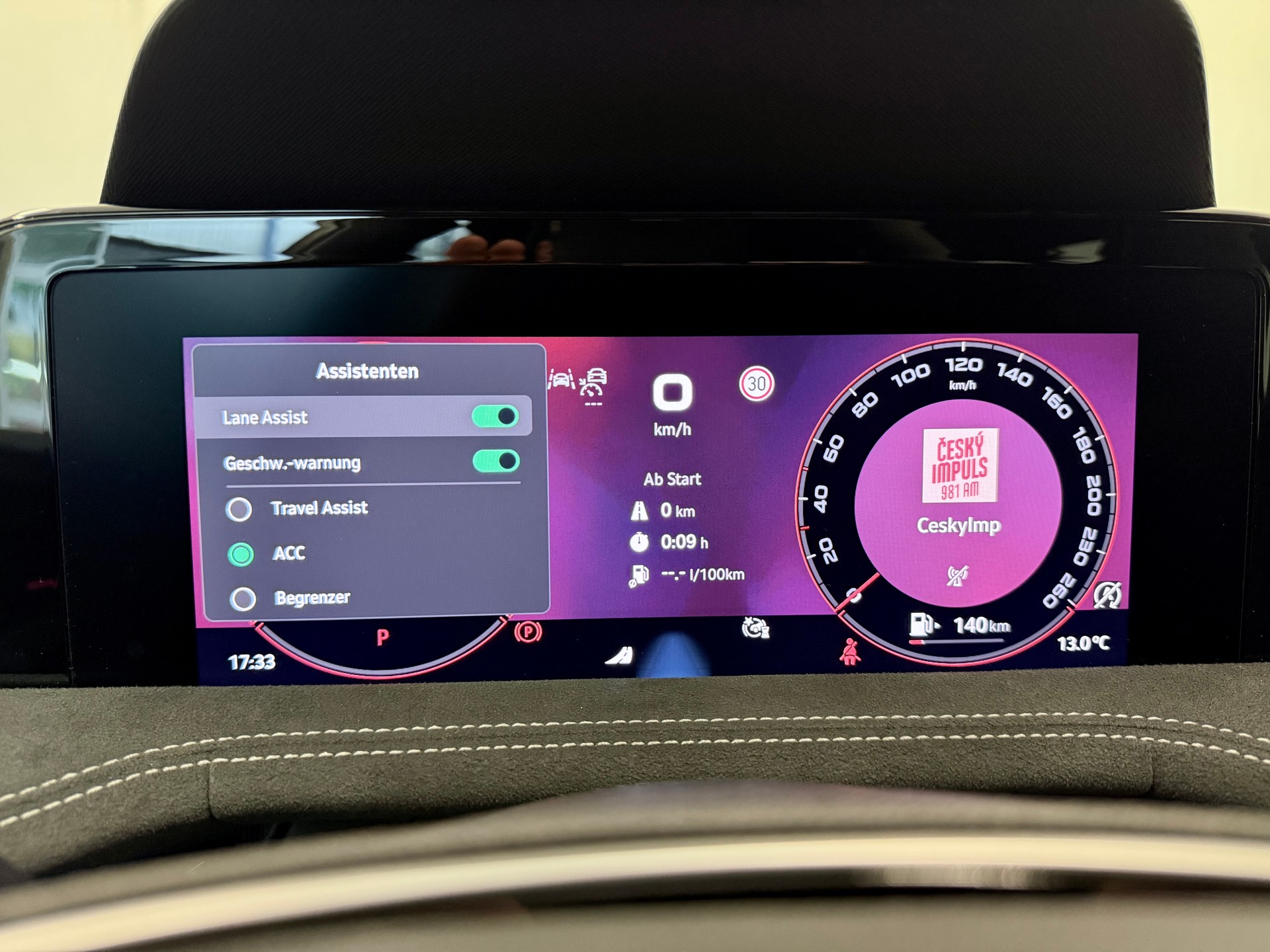 SKODA Superbe Combi Sportline 2.0 TDI 4x4 DSG - 31