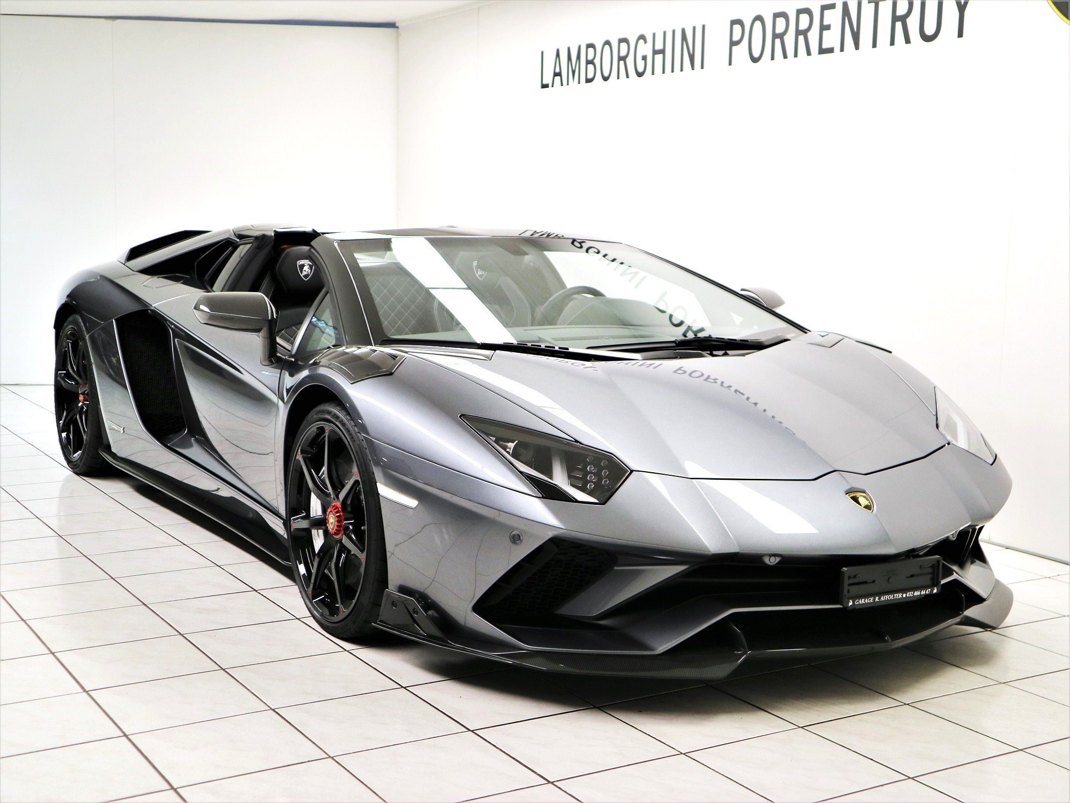 Aventador S LP740-4 Roadster E-Gear