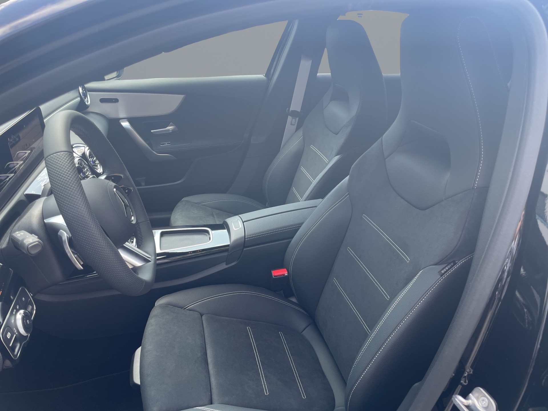 MERCEDES-BENZ A 200 Night Star 7G-DCT - 9