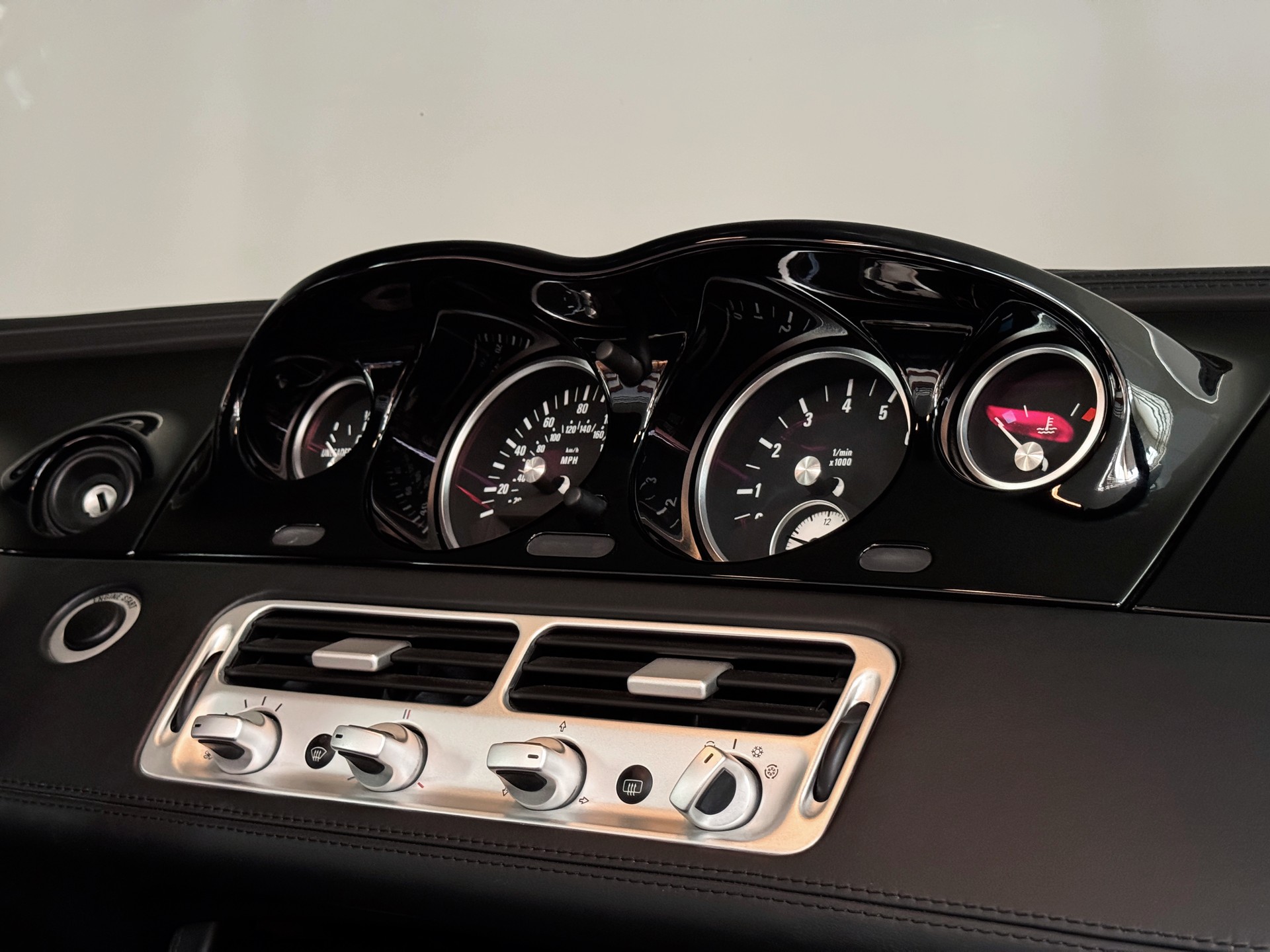 BMW Z8 Roadster - 25