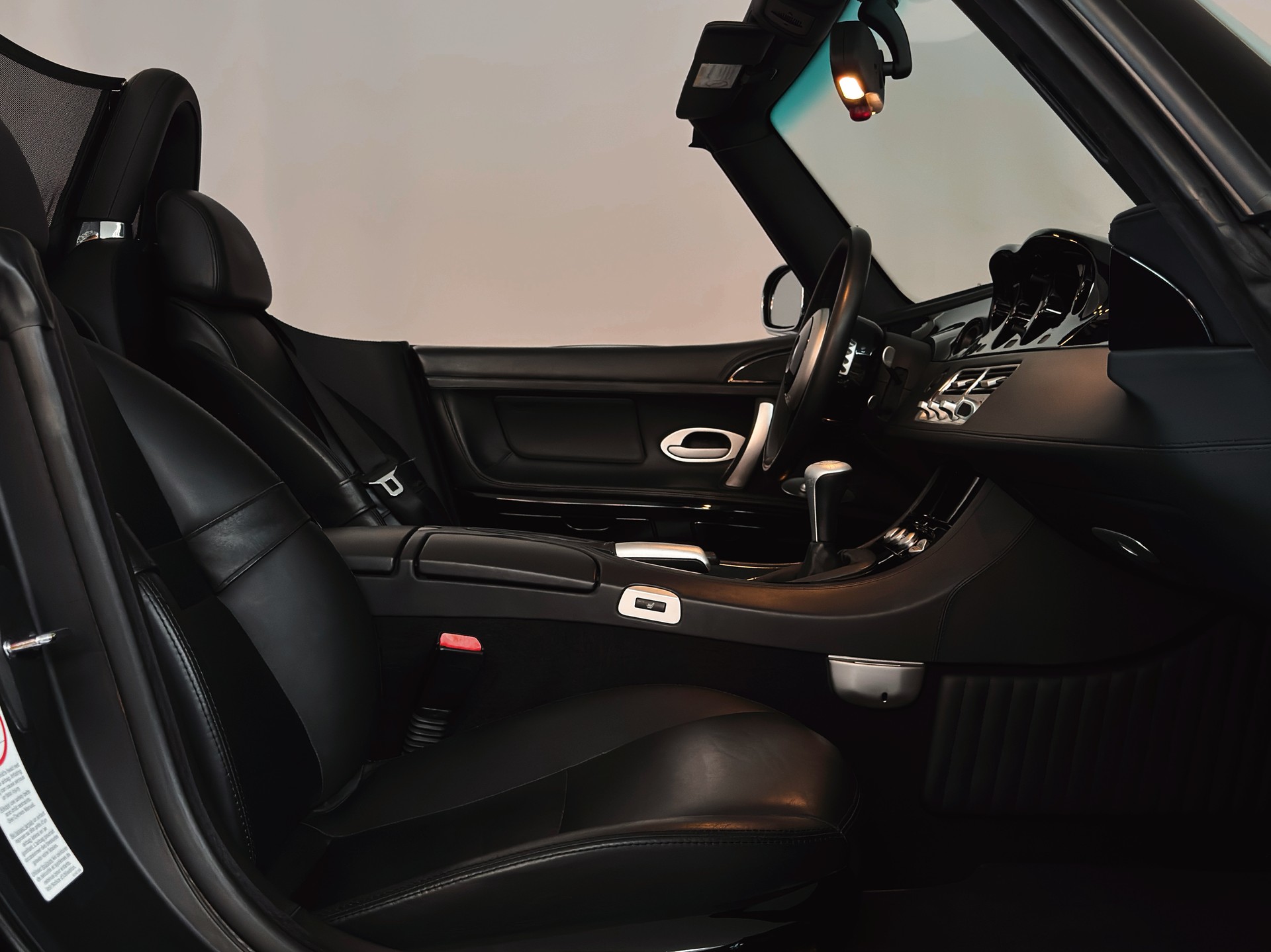 BMW Z8 Roadster - 19