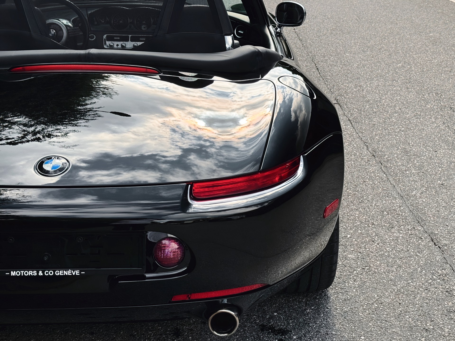 BMW Z8 Roadster - 12