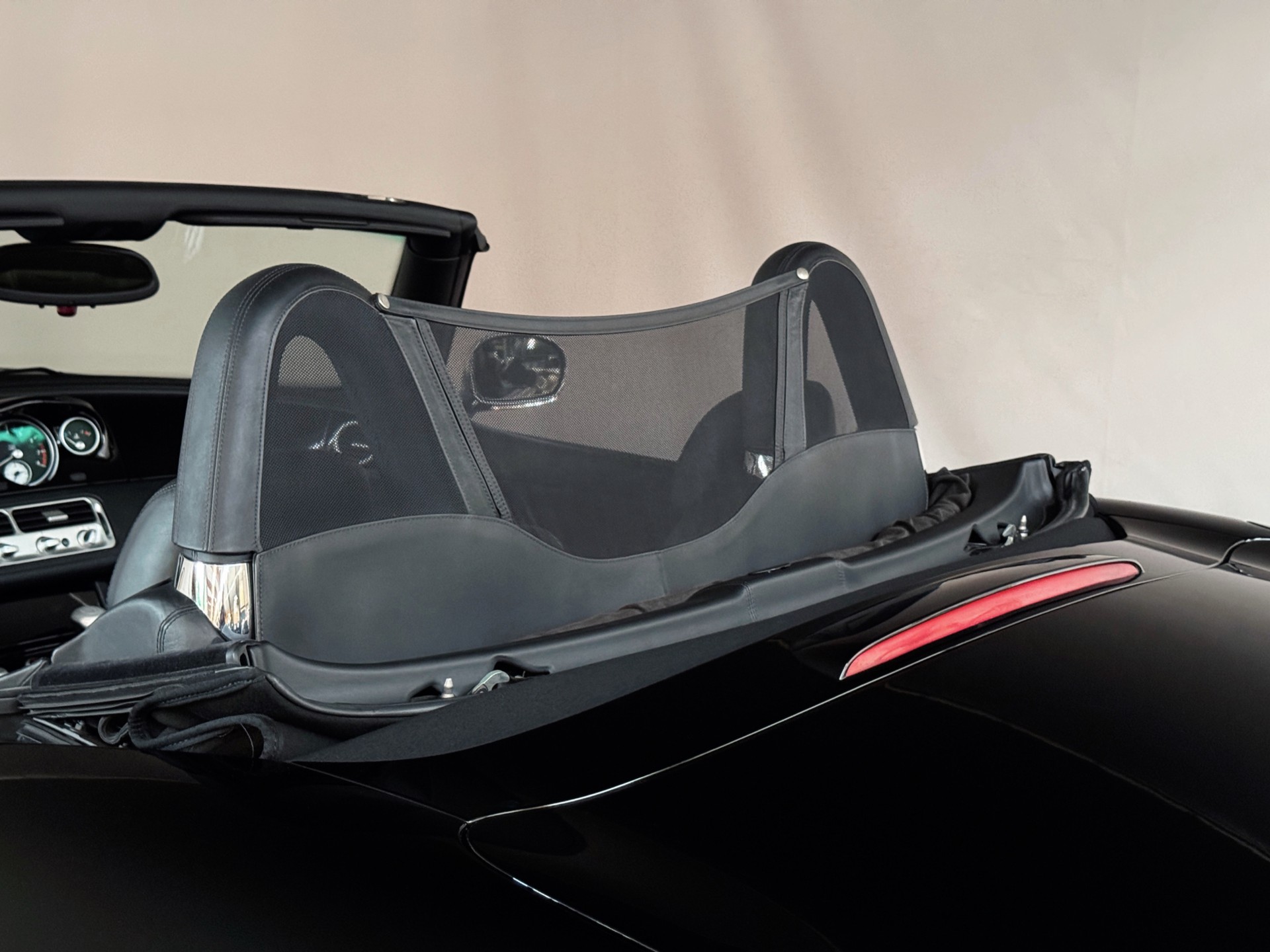 BMW Z8 Roadster - 23